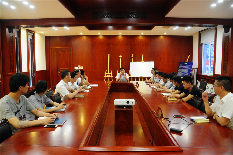 华体会网页版(中国)·阿玛蒂木门 水性漆升级发布会.jpg